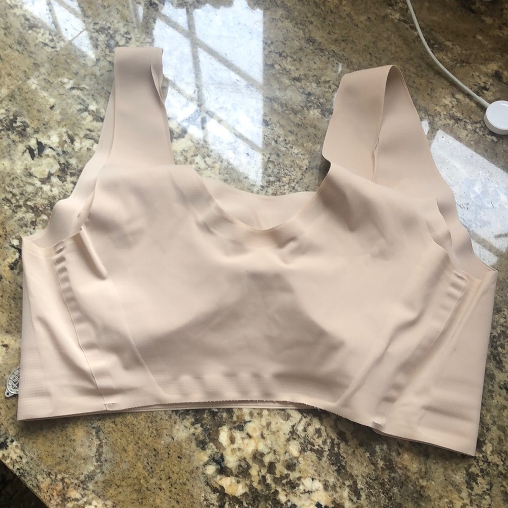 Bali size small pullover bra - Picture 6 of 6